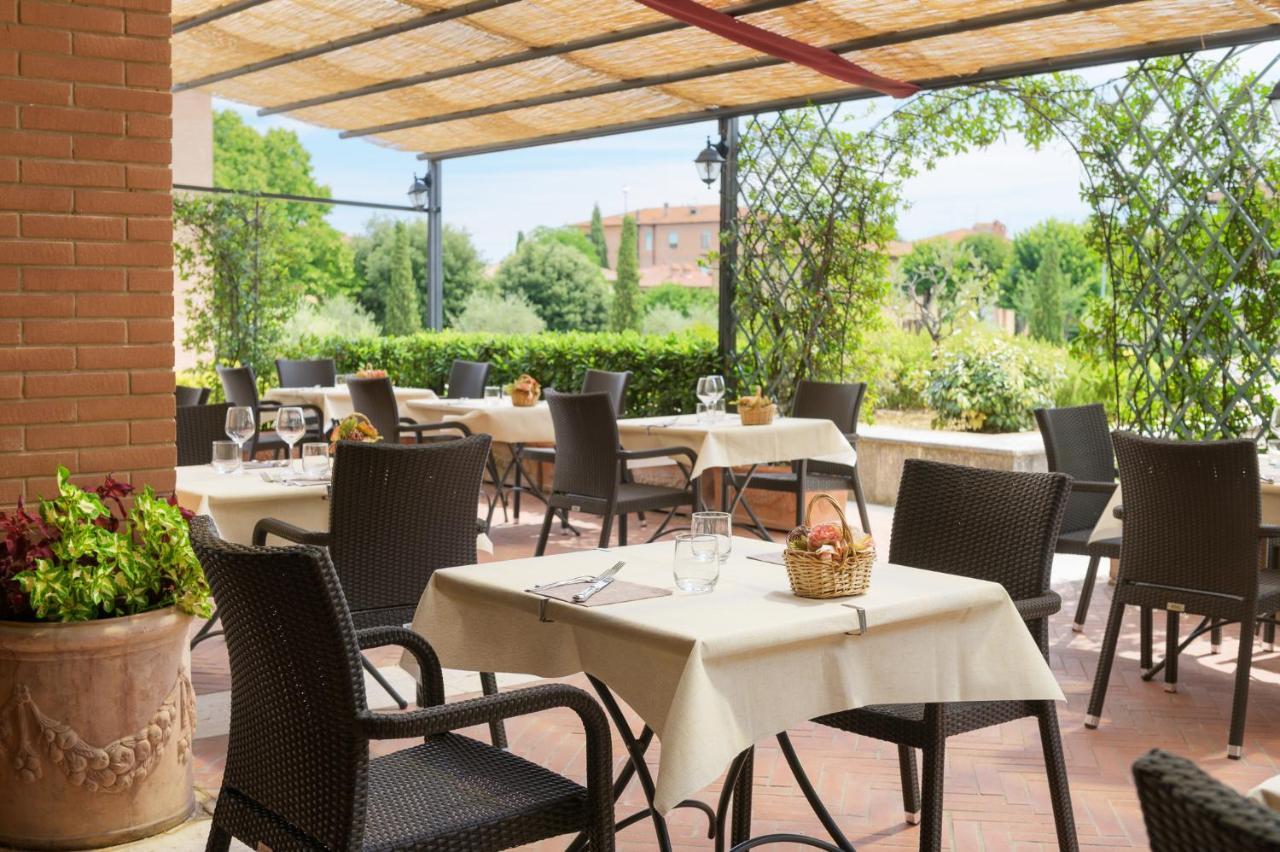 Hotel San Gregorio Πιέντσα Εξωτερικό φωτογραφία