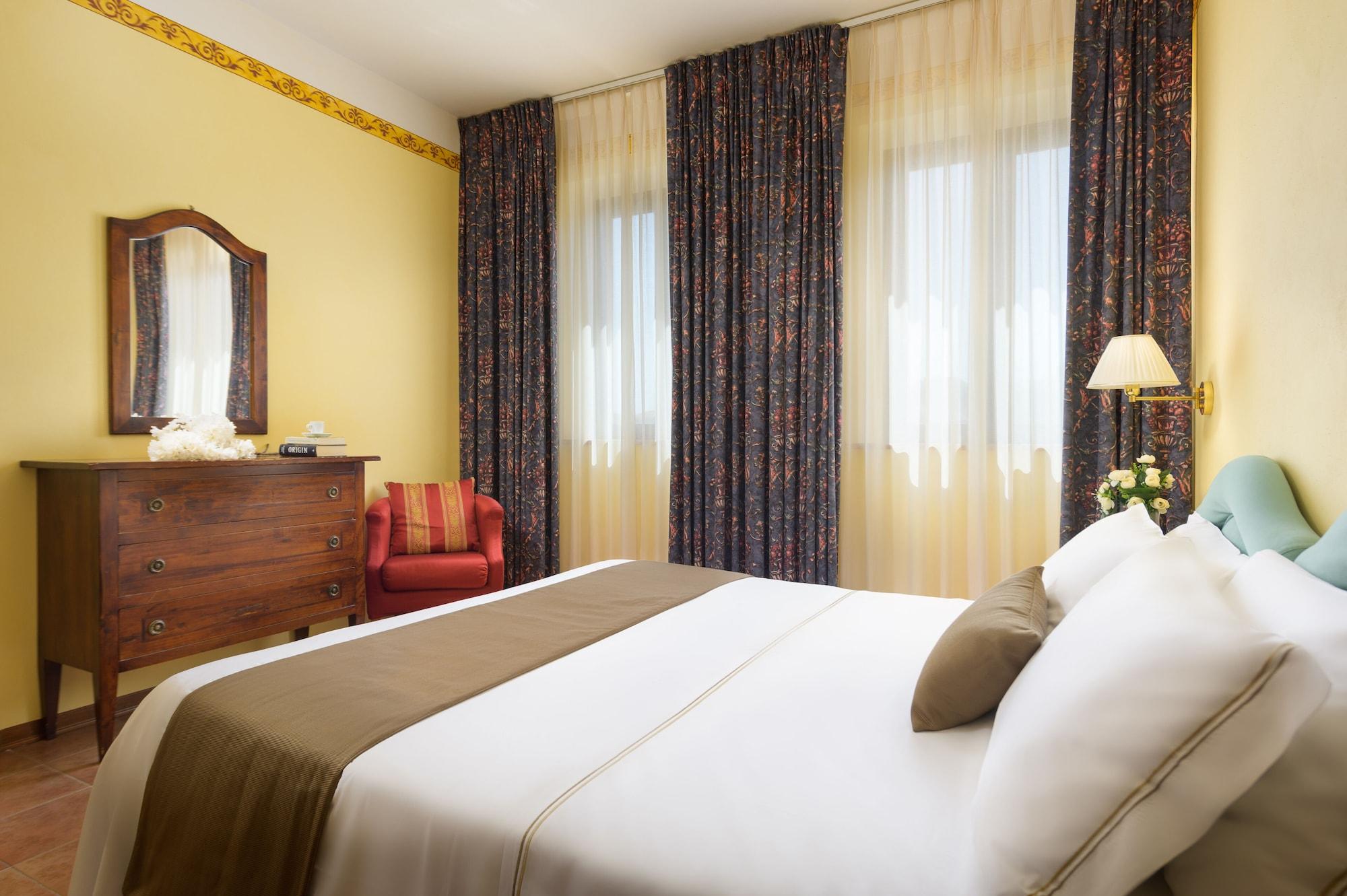 Hotel San Gregorio Πιέντσα Εξωτερικό φωτογραφία