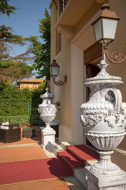 Hotel San Gregorio Πιέντσα Εξωτερικό φωτογραφία
