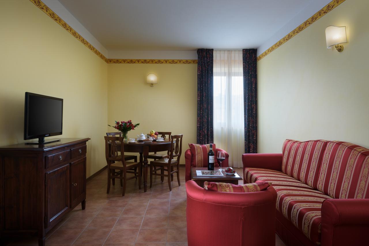 Hotel San Gregorio Πιέντσα Εξωτερικό φωτογραφία