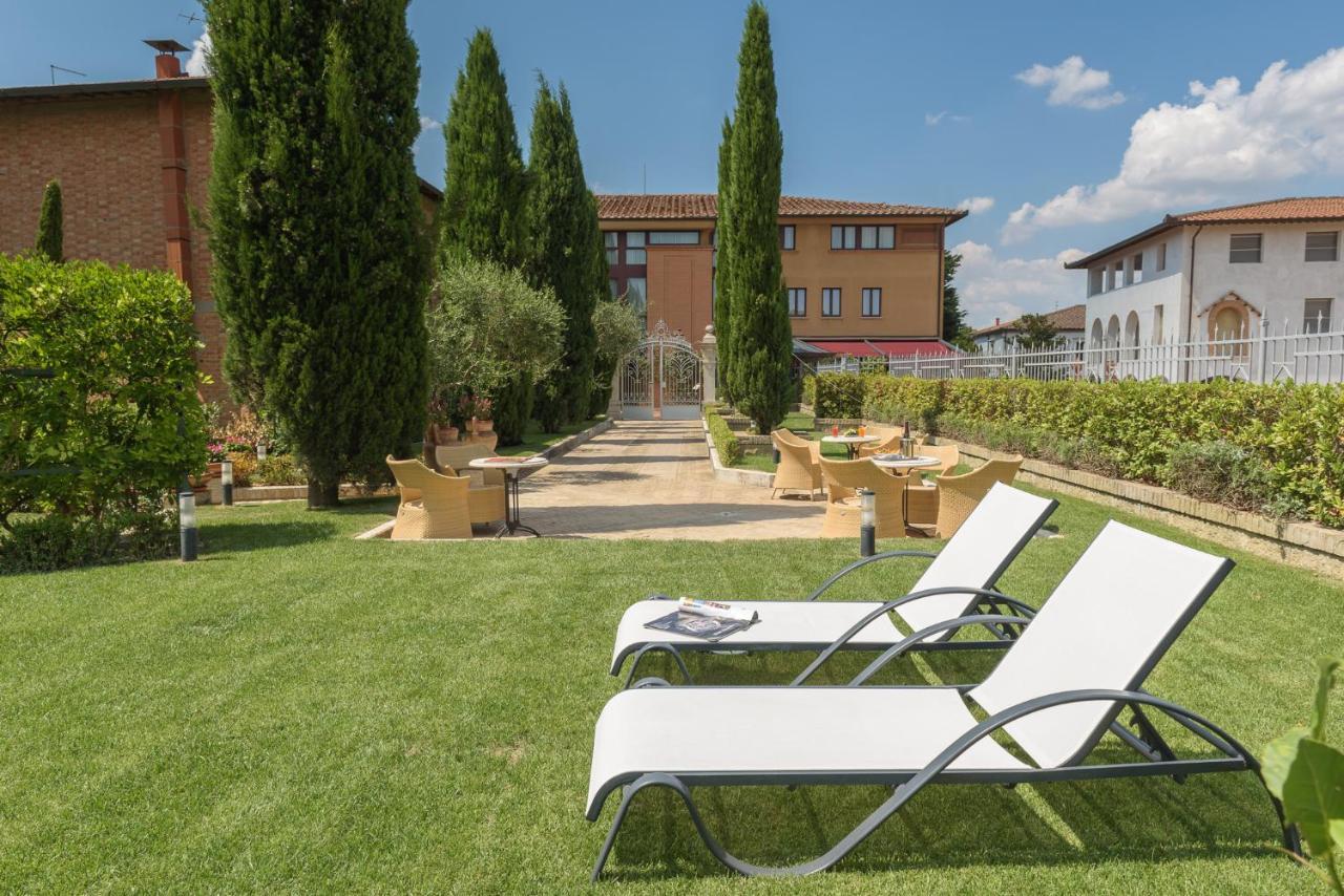 Hotel San Gregorio Πιέντσα Εξωτερικό φωτογραφία