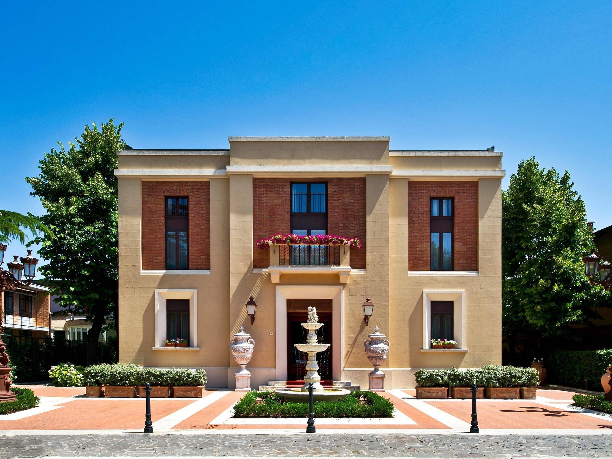 Hotel San Gregorio Πιέντσα Εξωτερικό φωτογραφία